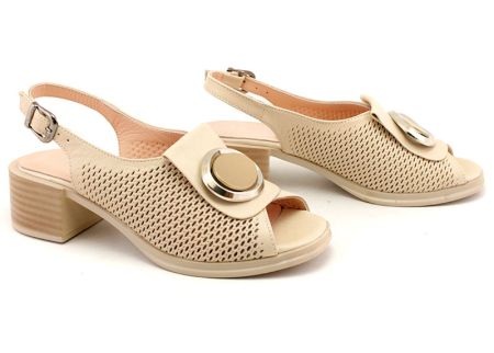 Дамски сандали от естествена кожа в бежово - Модел Далия.