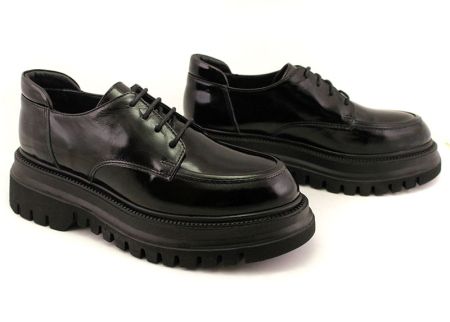 Pantofi de dama cu sireturi lacuite natural in negru - Model Gloria A.