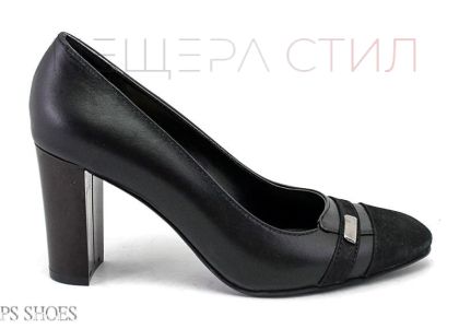 Дамски официални обувки изработени в актуалната за сезона комбинация от естествена кожа и естествена сатен кожа. Модел МИКА.