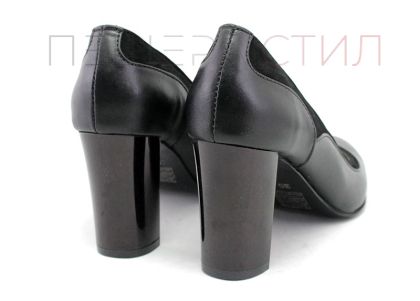 Дамски обувки на ток от естествена кожа в черен цвят. Официален модел подходящ за вечерно носене или формална среда. Модел Меган