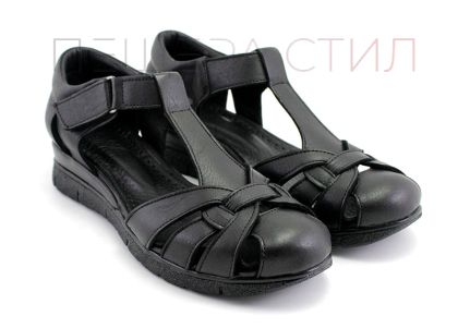Дамски, ниски сандали в черно - Модел Сибила.