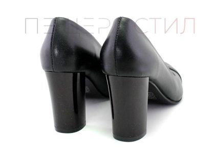 Дамски обувки на висок ток в черно модел Енола.