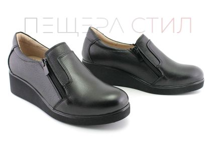 Дамски ежедневни обувки к два ципа в черно - Модел Зарина.