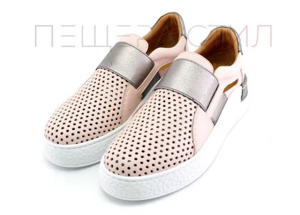 Дамски спортни обувки в розово -  Модел Василиса.