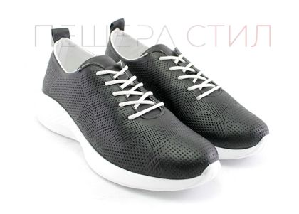 Дамски спортни обувки в черно -  Модел Веронела.