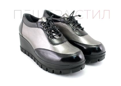 Дамски, ежедневни обувки в черно и сребристо - Модел Барбара