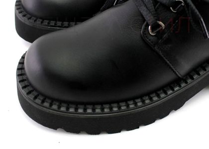 Дамски, есенно-зимни обувки в черно - Модел Лотос