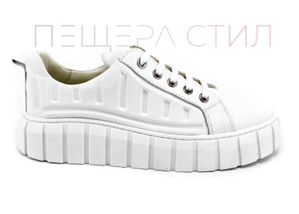 Дамски, ежедневни обувки спортен стил в бяло - Модел Брена
