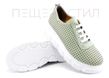 Дамски летни обувки от естествена кожа в резедаво - Модел Ласка