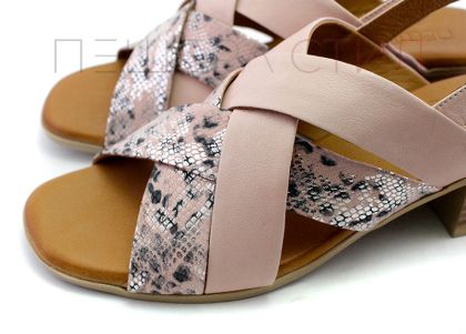 Дамски сандали от естествена кожа в  розово - Модел Дилайла