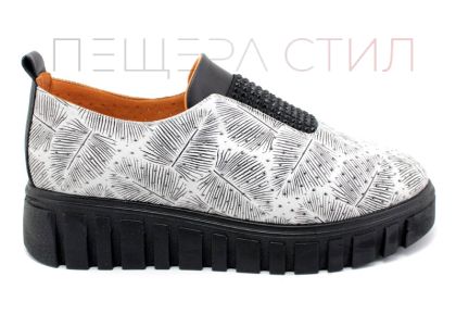 Дамски, ежедневни обувки в бяло - Модел Инеса.
