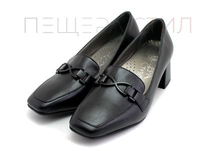 Дамски официални обувки в черно, модел Кончита.