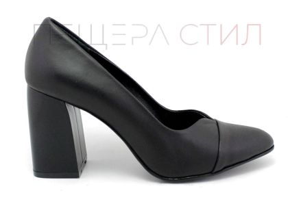 Дамски официални обувки в черно, модел Ребека.