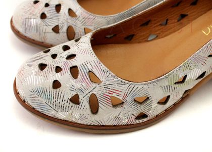 Дамски, ежедневни обувки в бяло - Модел Бояна.