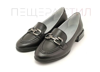 Дамски, ниски обувки в черно - Модел Аделита.