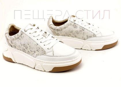 Дамски спортни обувки в бяло - Модел Селена.
