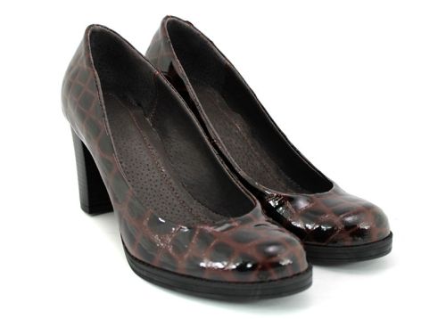 Дамски обувки на ток в тъмно кафяво "кроко" ME-10 K