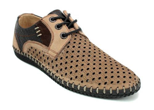 Мъжки летни, меки обувки в  цвят "пясък" с елемент от кафява кожа, на шито ходило модел 47 PS