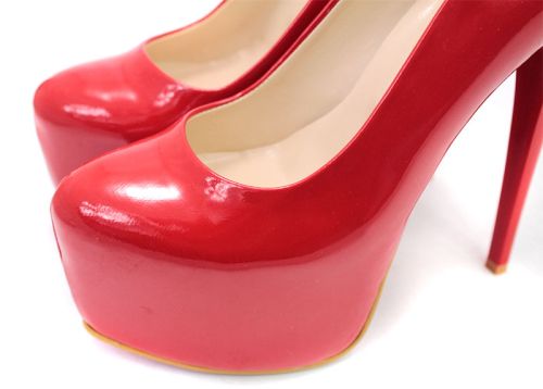 Дамски официални обувки в червено 50 CV