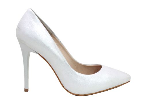 Дамски елегантни обувки от естествена кожа със сатенен ефект в бяло 423 B