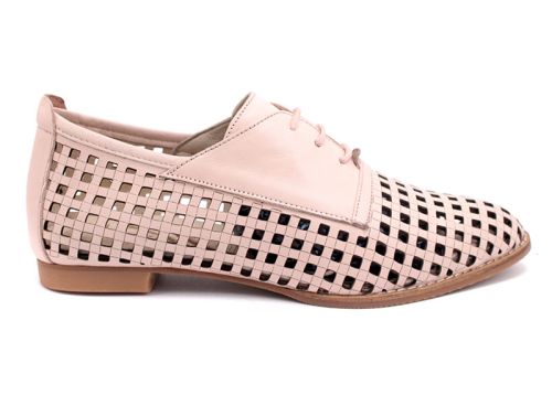 Дамски летни обувки с перфорация в цвят "пудра" 648 P