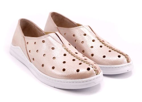 Дамски обувки от естествена кожа в цвят пудра M-310 P