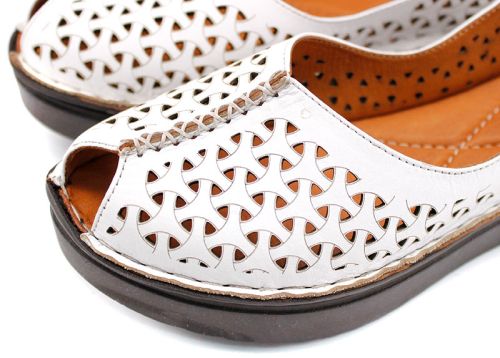 Дамски летни обувки от естествена кожа в бяло 3141-1 B