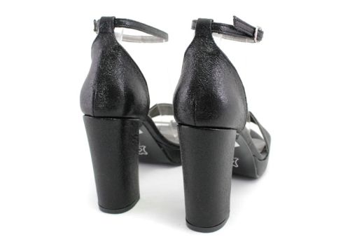 Sandale elegante de damă cu platformă în negru 111 CH