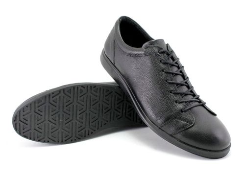 Pantofi barbati din piele in negru MET 014 CH