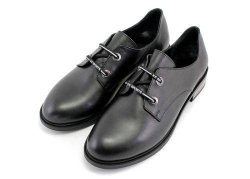 Дамски ежедневни обувки изработени от естествена кожа в черен цвят - 8005 CH