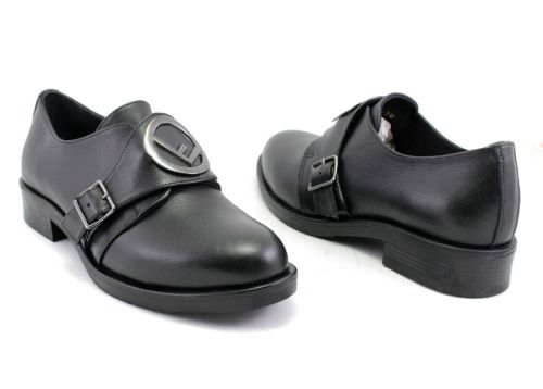 Дамски обувки от естествена кожа в черно 0234 CH 