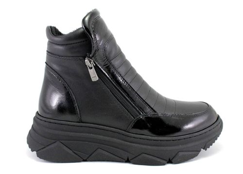 Дамски високи, спортни обувки от естествена кожа в черно 567 CH