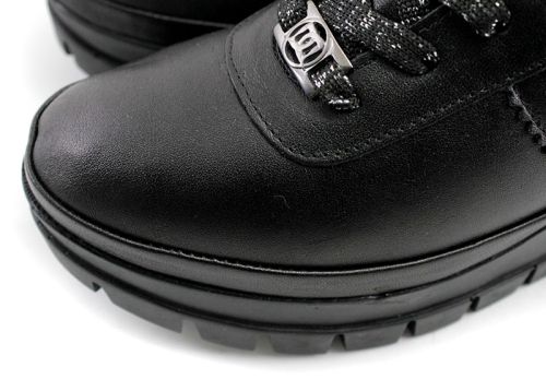 Дамски обувки на платформа за ежедневно носене изработени от висококачествена естествена кожа - 7630 CH
