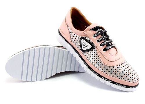 Дамски ежедневни обувки, Модел Зара.