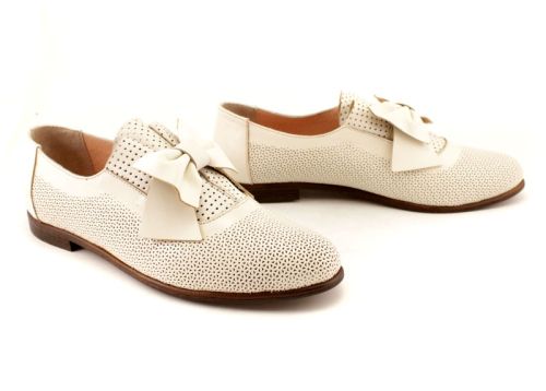 Дамски бежови, ежедневни обувки - Модел Луиза.