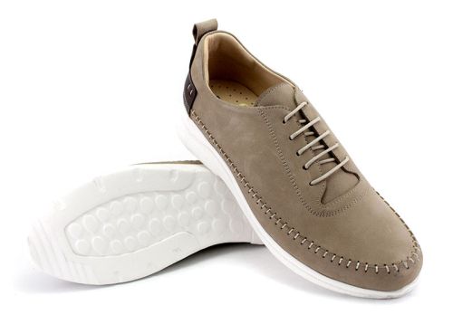 Мъжки обувки от естествен набук в бежово, Модел Лукас
