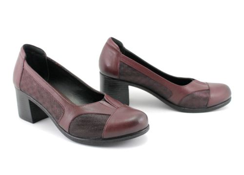 Дамски ежедневни обувки в бордо - Модел Миа.