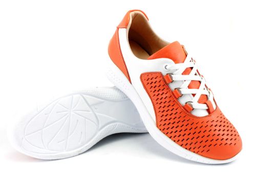 Дамски спортни обувки в цвят нар, Модел Сесил.