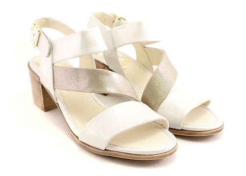 Дамски сандали от бяла, сатенена кожа - Модел Габриела.