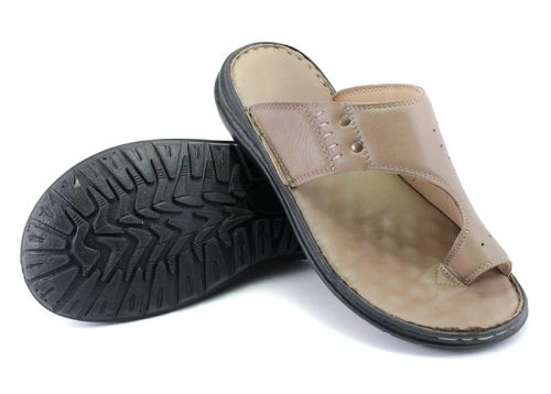 Мъжки чехли от естествена кожа в пясъчен цвят- модел Оскар.