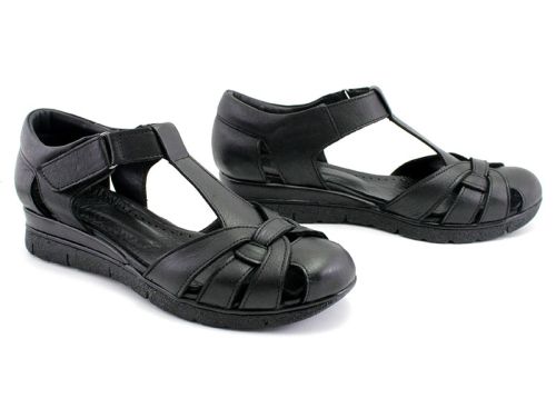 Дамски, ниски сандали в черно - Модел Сибила.