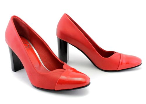 Дамски обувки на висок ток в червено, модел Енола