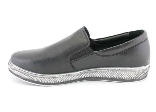 Дамски ежедневни обувки в черно- Модел Невада.