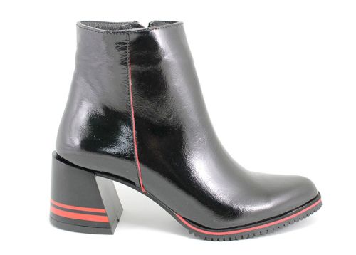 Botine elegante de damă cu fermoar lateral în negru - Model Janina.