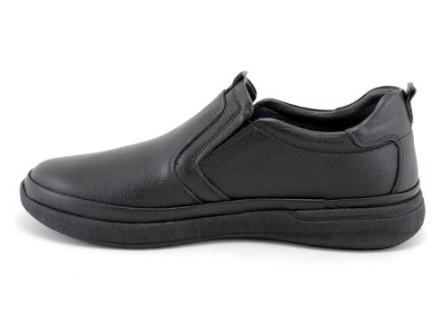 Мъжки ежедневни обувки без връзки в черно - Модел Бернардо.