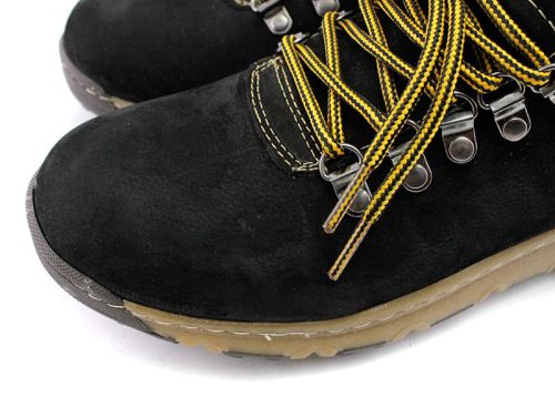 Мъжки зимни обувки с връзки в черно - Модел Марсело.