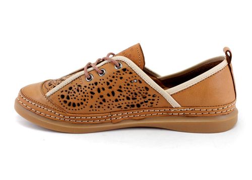 Дамски летни обувки в светло кафяво -  Модел Самира.