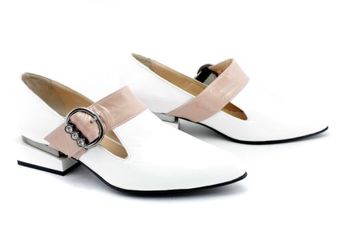 Дамски елегантни обувки в бяло , модел Верона.