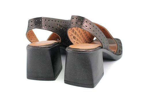 Дамски сандали от естествена кожа в черно - Модел Кира