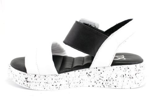 Дамски сандали в бяло и черно - Модел Касандра